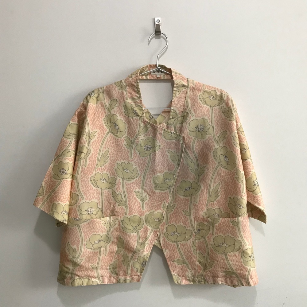 SUNO tops